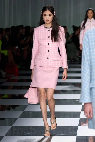 Look 26